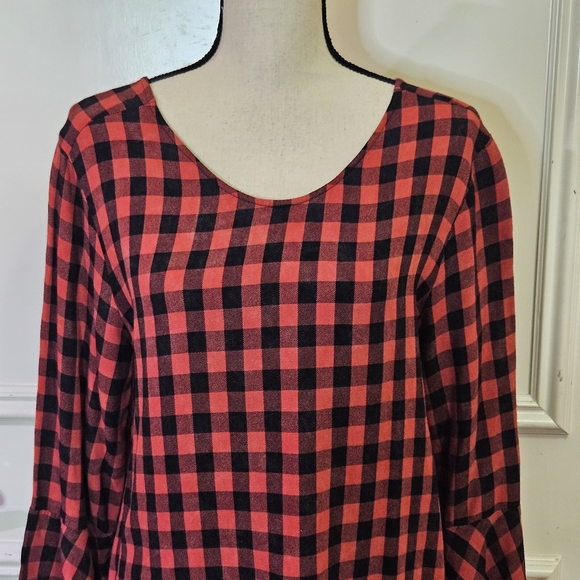 Cloth & Stone Red and Black Buffalo Plaid Flutter Sleeve Dress,Large - Picture 8 of 16